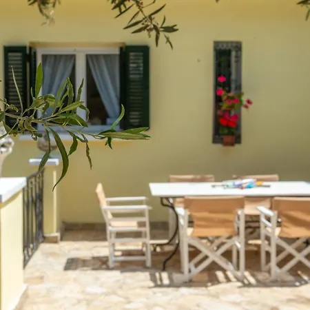 Olivegrove - Nestled In Olive Trees With Private Pool, By Zantewize *