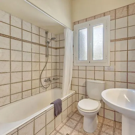 Olivegrove - Nestled In Olive Trees With Private Pool, By Zantewize Vila *