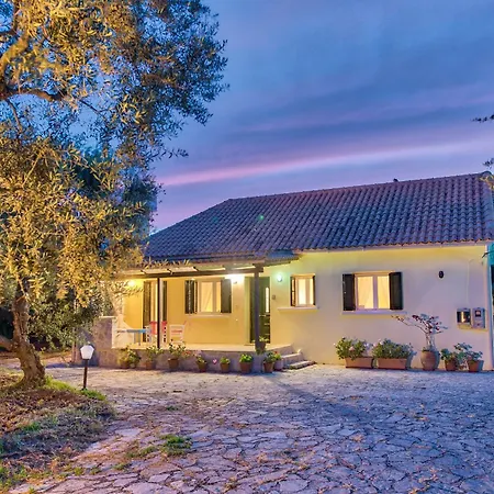 Olivegrove - Nestled In Olive Trees With Private Pool, By Zantewize * Tragaki