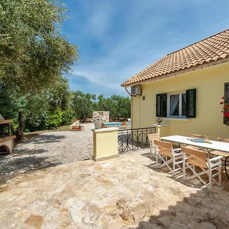 Vilă Olivegrove - Nestled In Olive Trees With Private Pool, By Zantewize