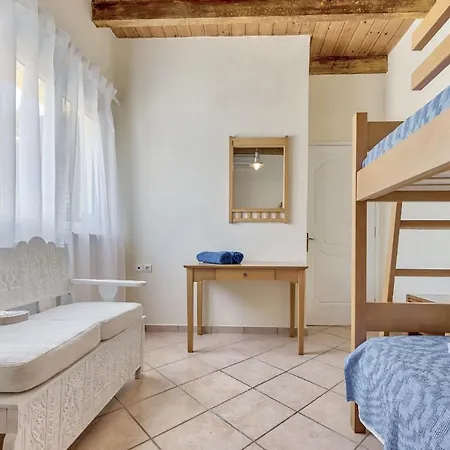 Vilă Olivegrove - Nestled In Olive Trees With Private Pool, By Zantewize *