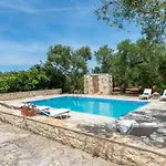 Olivegrove - Nestled In Olive Trees With Private Pool, By Zantewize فيلة تراغاكي