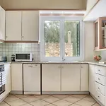 Olivegrove - Nestled In Olive Trees With Private Pool, By Zantewize * تراغاكي