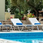 Olivegrove - Nestled In Olive Trees With Private Pool, By Zantewize تراغاكي