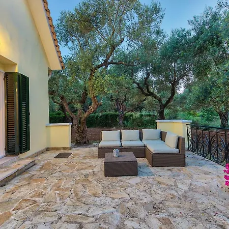 Olivegrove - Nestled In Olive Trees With Private Pool, By Zantewize