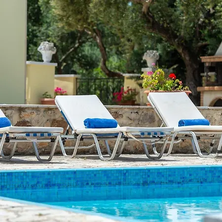 Olivegrove - Nestled In Olive Trees With Private Pool, By Zantewize Tragaki