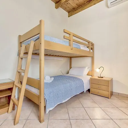 Olivegrove - Nestled In Olive Trees With Private Pool, By Zantewize *