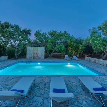 Olivegrove - Nestled In Olive Trees With Private Pool, By Zantewize *